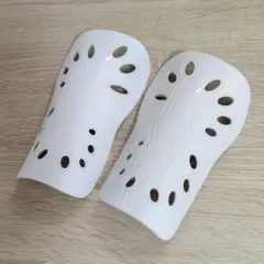 サッカー レガース 左右セット ホワイト