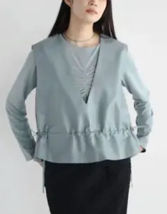 ☆新品、タグ付き☆ RADIATE ギャザーヘムフェイクレザーベスト ヤマダヤ