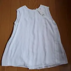『新品』UNIQLO プリーツ ブラウス ノースリーブ Sサイズ