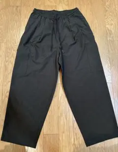 GU カーゴパンツ　カーキ　M