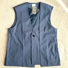 【新品未使用　タグ付き】LOWRYS FARMノーカラー ベスト 青 メンズM