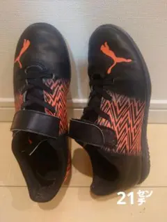 PUMA サッカーシューズ　フットサルシューズ