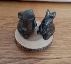 パイライトのネズミとウサギ
