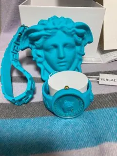 腕時計 VERSACE　MEDUSA POP　ターコイズ　ポーチ付きヴェルサーチ