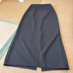 UNIQLO ブラック ストレッチナロースカート S