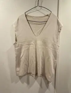 新品未使用　ユルニットベスト