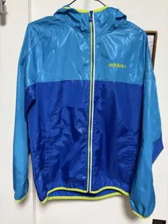 adidas ウィンドブレーカー 青/水色