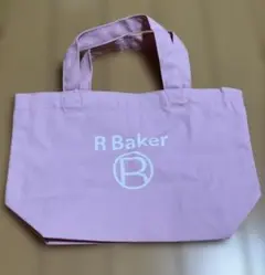 R Baker バック