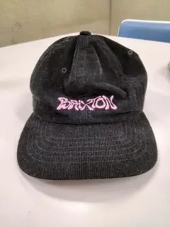 Brixtonコーデュロイキャップ ブラック　サイケフォント　ピンクパープル刺繍