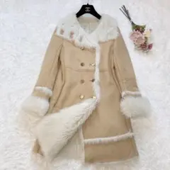 ☘️美品◆Chesty◆高級トスカーナムートンコート ベージュ 羊革 金ボタン