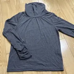 グレー 長袖 トップス Lサイズ　タートルネック