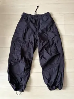カーゴパンツ