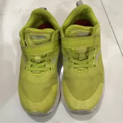 saucony スニーカー　黄色　18cm