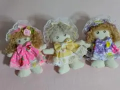 カントリードール　ハンドメイド　　ミニミニドールキーホルダー付き３体セット