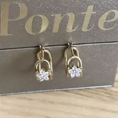 新品仕上げ済み ポンテヴェキオ ダイヤフープピアス 0.22ct フラワー