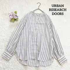 美品★ 【アーバンリサーチドアーズ】 ストライプ シャツ ブラウス Vネック