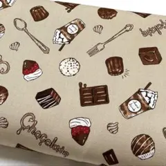 大特価‼️ハギレ　チョコ　ケーキ　スイーツ柄 オックス地ベージュ