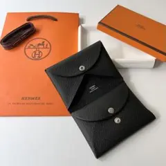 新品 エルメス カルヴィデュオ 黒
