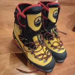 Sportiva スポルティバ ネパール キューブ 43 1/2