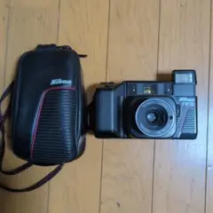 Item thumbnail for item c5a02cae-559a-4eef-80e9-79c564f63a60