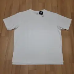 新品未使用 ユニクロxセオリー コラボ　リラックスフィット　Vネック　Tシャツ