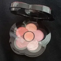 Item thumbnail for item a2e60fa5-c3e1-44bb-9a27-b2423c05e44b