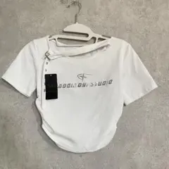 【新品タグ付き】ロゴ入りホワイト半袖Tシャツ サイズF