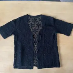 美品　透かし編みカーディガン　Ｖネック　肌見せ　大人可愛い
