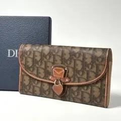 【美品】Diorロマンティック財布 トロッター ハートロックカーキハート 154 美品】Diorロマンティック財布 トロッター ハートロックカーキ