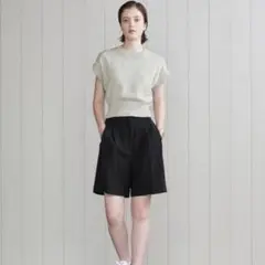 H beauty&youth ブラック Sサイズ　ショートパンツ パンツ デニム