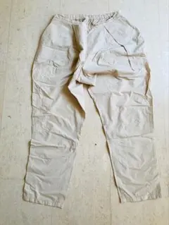 evameva ベージュ コットンパンツ
