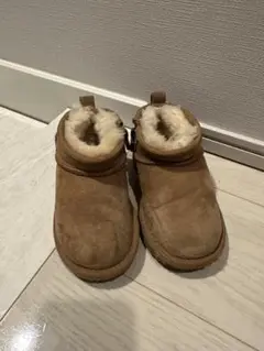 人気　レア　UGG 14.5cm ショートブーツ