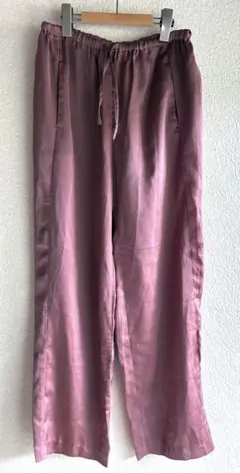 omekashiブラウンストレートパンツ サテンゴムウエスト
