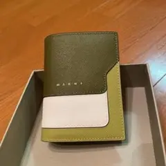 マルニ MARNI 財布 二つ折り ミニ財布 サフィアーノレザー グリーン系