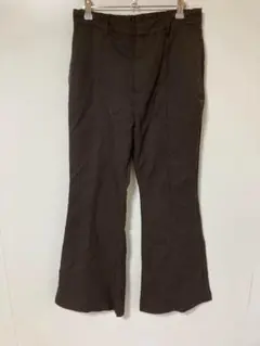 アプレジュール　ダークブラウン フレアパンツ ゴム入りウエスト