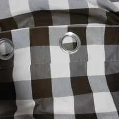 チェック柄生地 アイレット付き