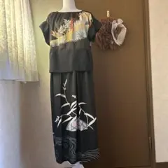 【セール】期間限定お値下げ着物リメイク　黒留袖　袖フリルブラウス