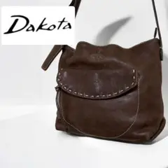 Dakota　ダコタ ショルダーバッグ クロスボディ　レザー　ブラウン 斜め掛け