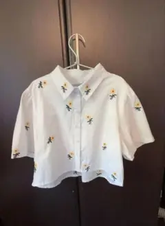 花柄刺繍 半袖クロップドシャツ ミニ丈 短丈 古着 ブラウス