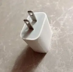 Apple　純正　20W　USB-C　電源アダプタ　充電