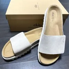 Item thumbnail for item b292fc11-0d93-43fc-811c-b4d3b6761f8f