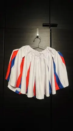 チアガール　チアリーダー　チアコス　スカート 白 赤 青