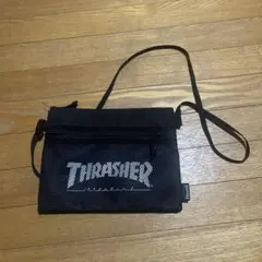 THRASHER ブラック サコッシュ ショルダーバッグ スラッシャー