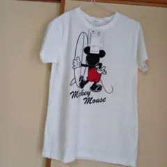 Disney ミッキーマウス 半袖Tシャツ 新品タグ付き