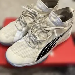 Puma エリミネイトニトロ　ハンドボールシューズ