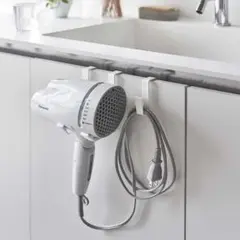 Item thumbnail for item 397c4481-ddda-4246-852d-fa7af10e4fd2