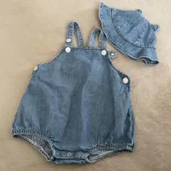 デニムロンパースと帽子セット