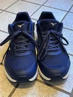 Mizuno ネイビー ランニングシューズ