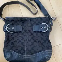 Coach ブラック ショルダーバッグ
