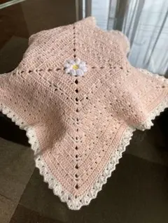ハンドメイド　お花モチーフ編み　グラニースクエア　マルチカバー